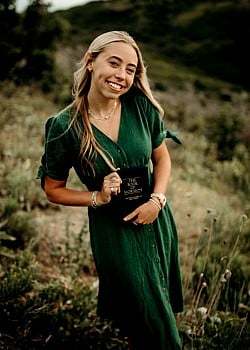 Neve Pratt